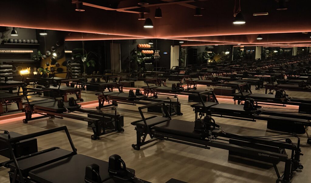 Reformer Pilates Studio prepared for class